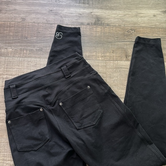 Bombshell Sportswear Peach Leggings - Picture 2 of 6